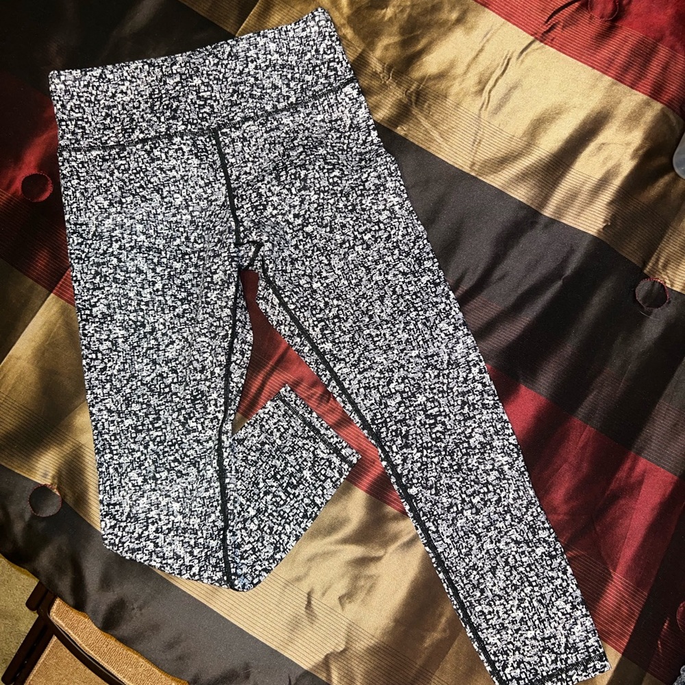 Zyia mosaic soft n snug leggings 6-8